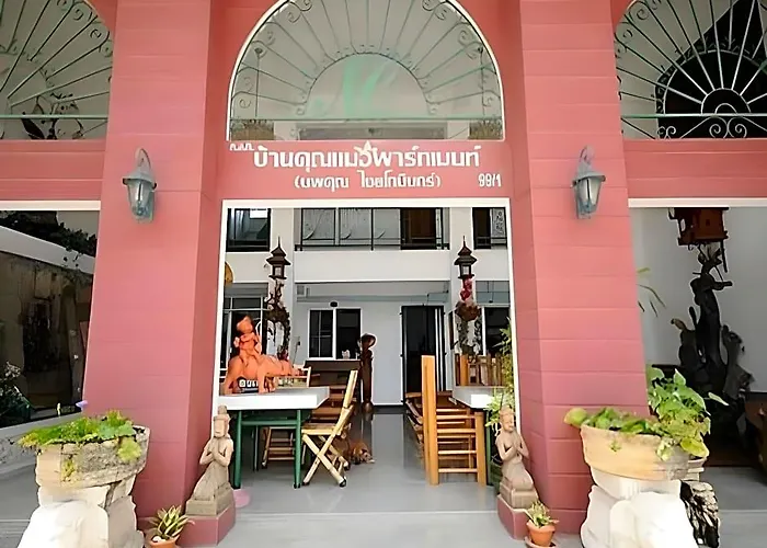 Baankhunmae Aparthotel Bangkok