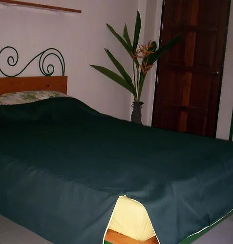 Aparthotel Baankhunmae Bangkok