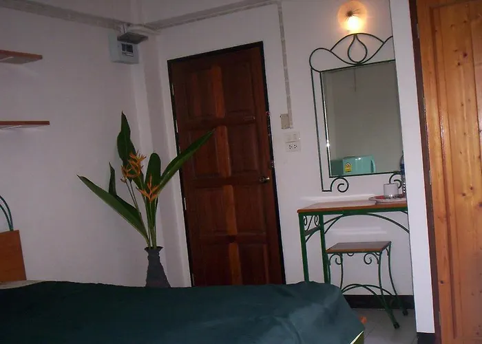 Aparthotel Baankhunmae Bangkok