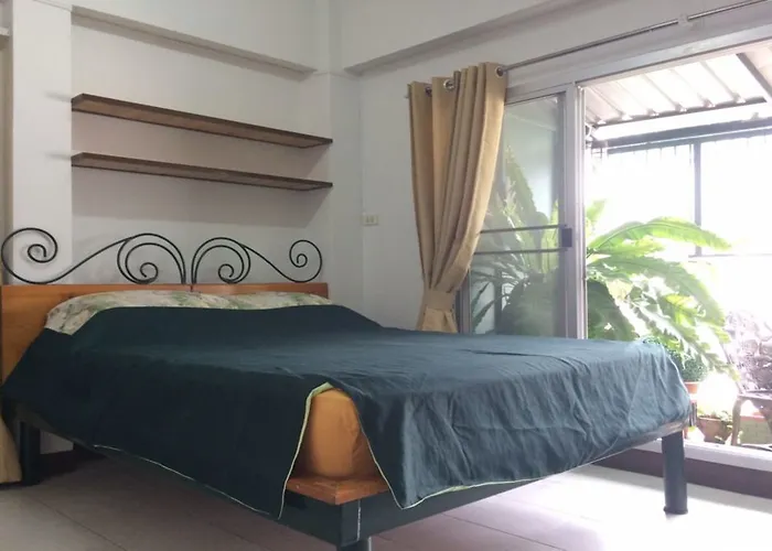 Baankhunmae Aparthotel 2*